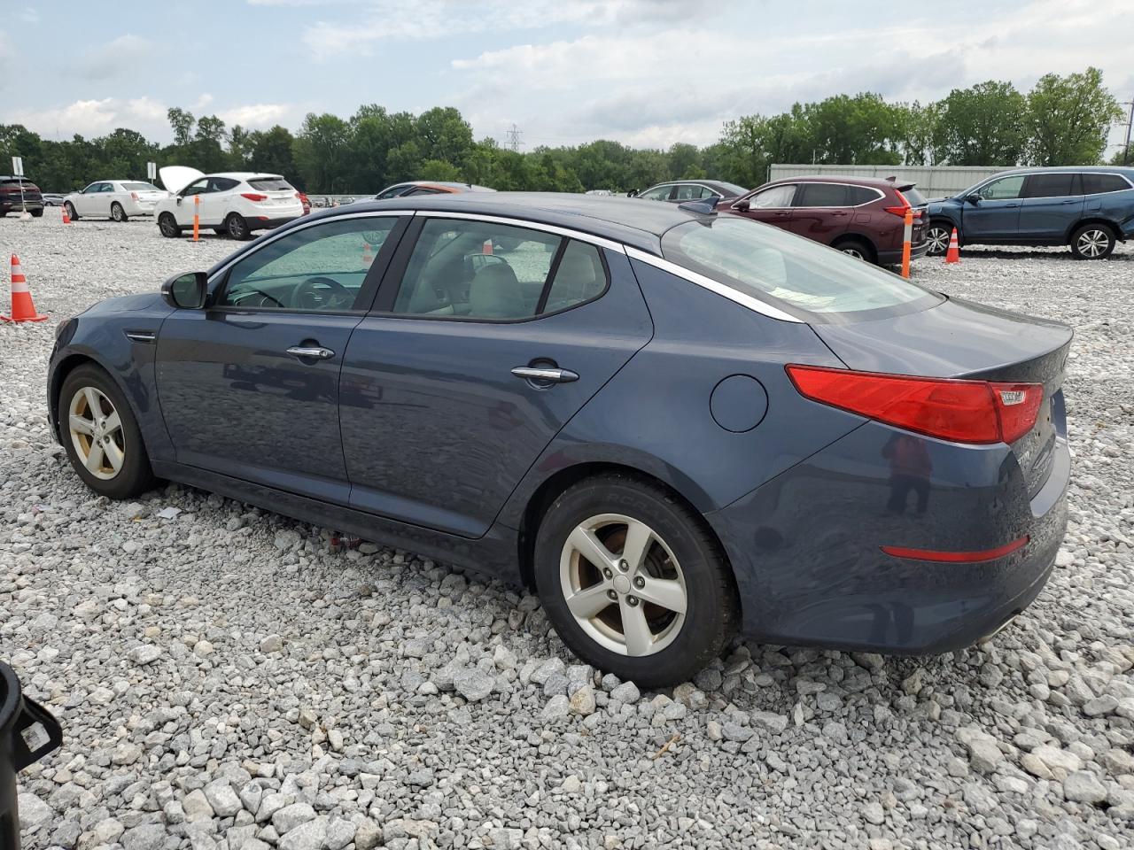 2015 Kia Optima Lx vin: KNAGM4A72F5573660