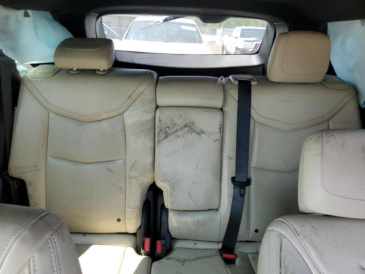 1GYKNBRS9HZ281162 2017 Cadillac Xt5 Luxury