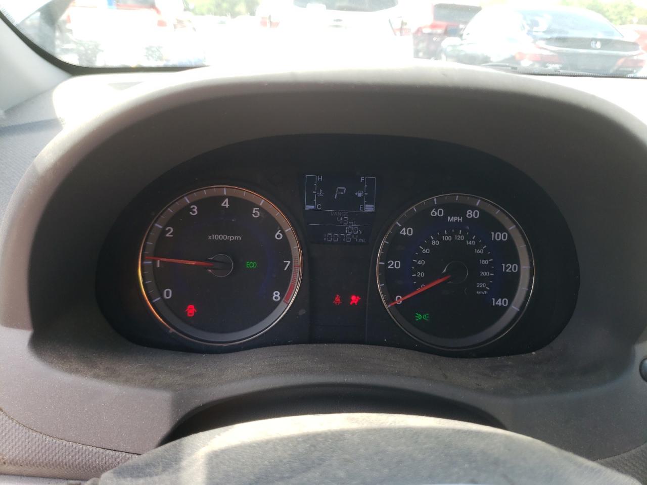 KMHCT4AE3GU084660 HYUNDAI ACCENT 2016