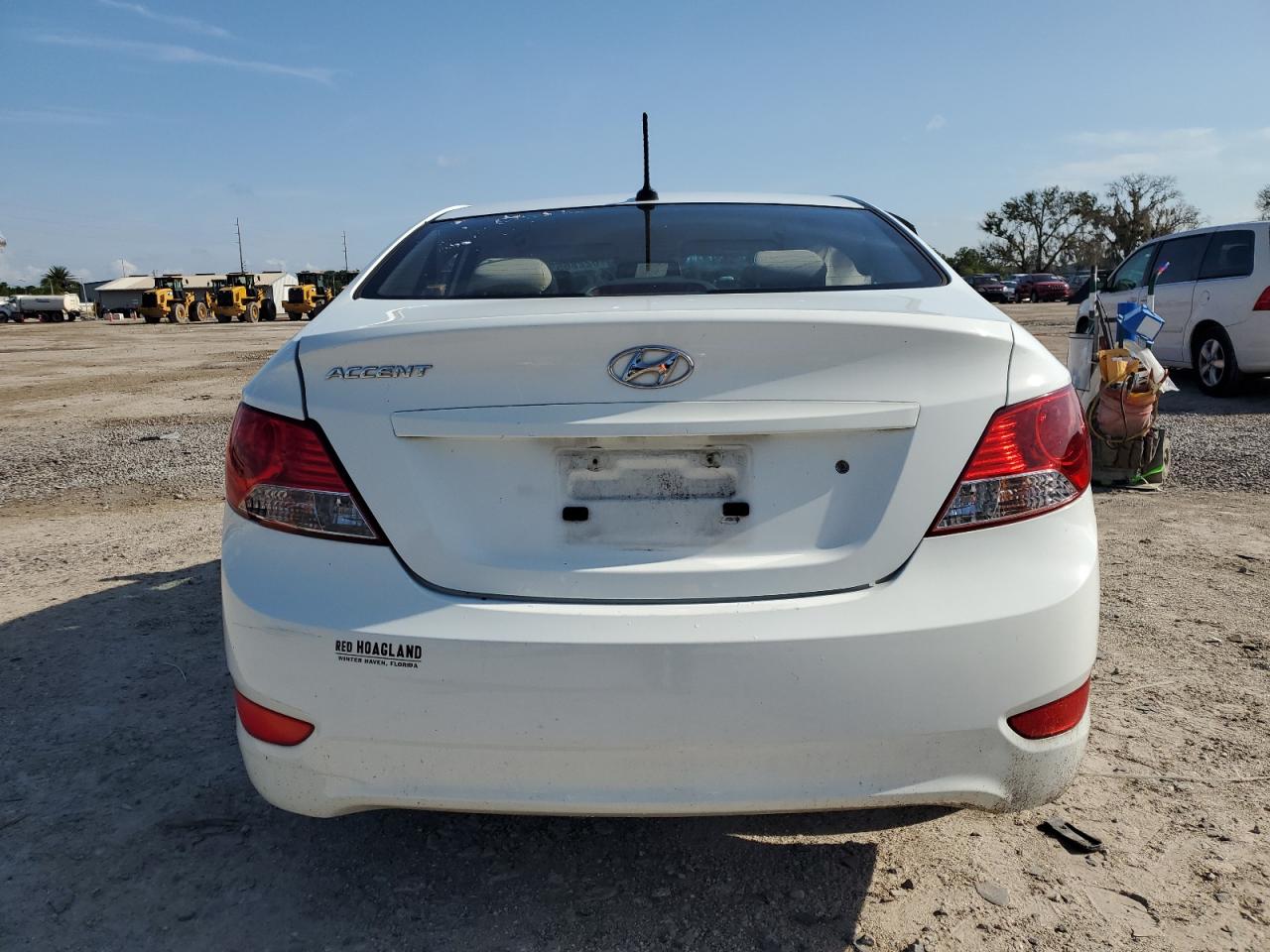 2012 Hyundai Accent Gls vin: KMHCU4AE2CU225757