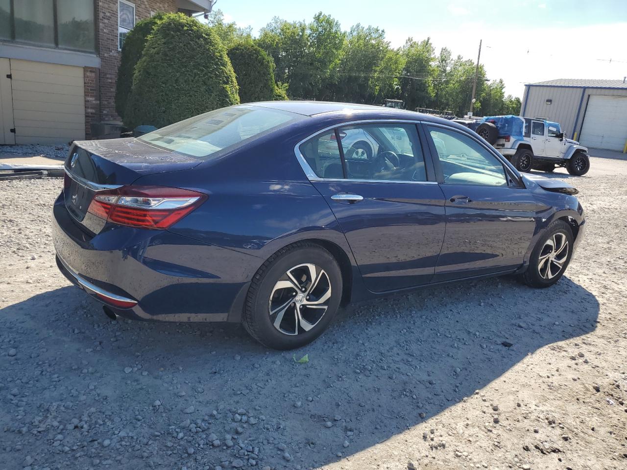 1HGCR2F37HA022598 HONDA ACCORD 2017
