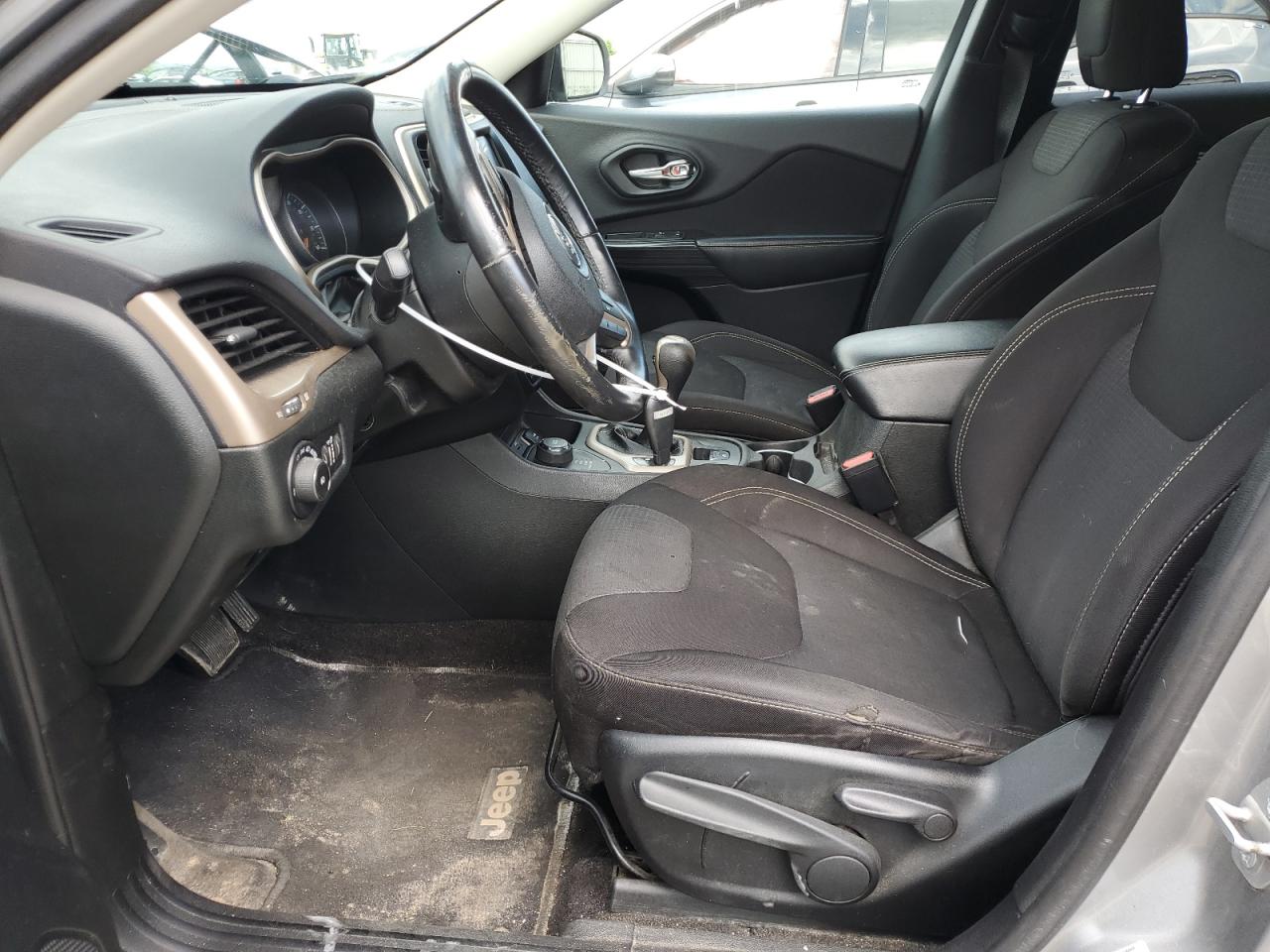 1C4PJMCB9FW505122 2015 Jeep Cherokee Latitude