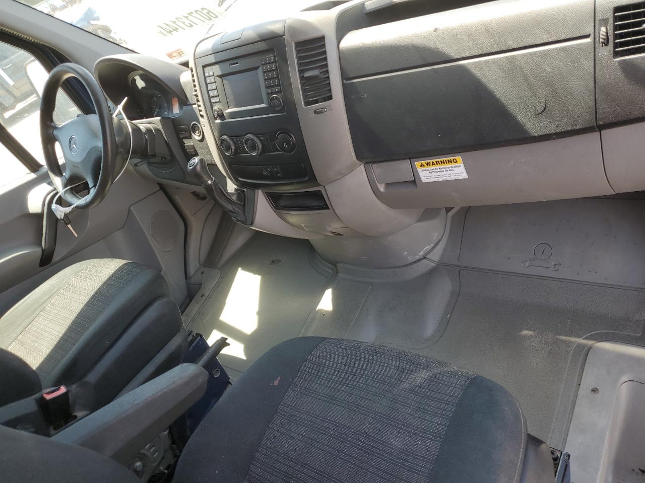 WD3PE8CC3FP140302 2015 Mercedes-Benz Sprinter 2500