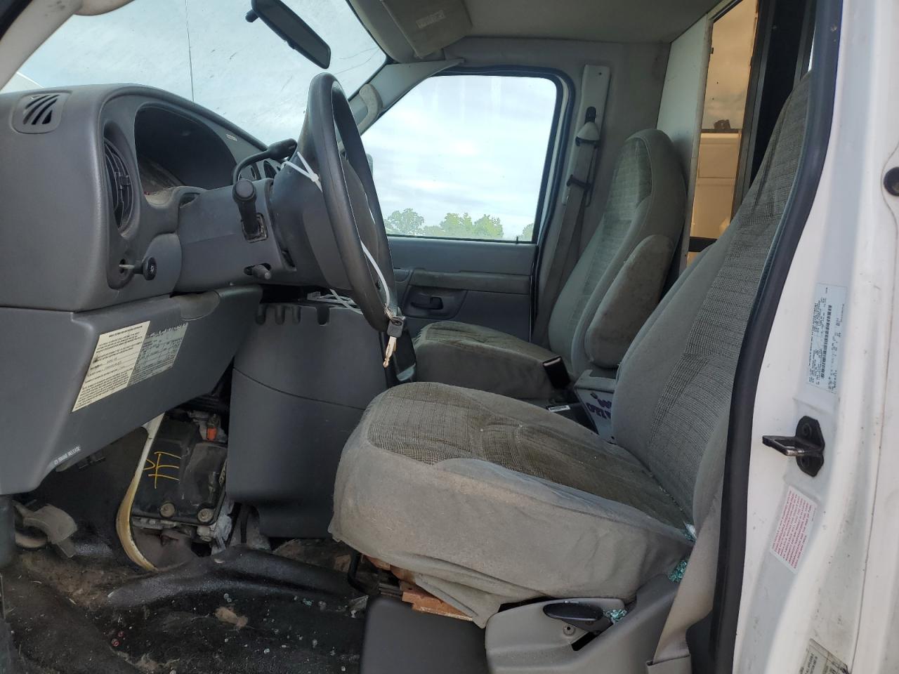 1FDXE45S63HA53871 2003 Ford Econoline E450 Super Duty Cutaway Van