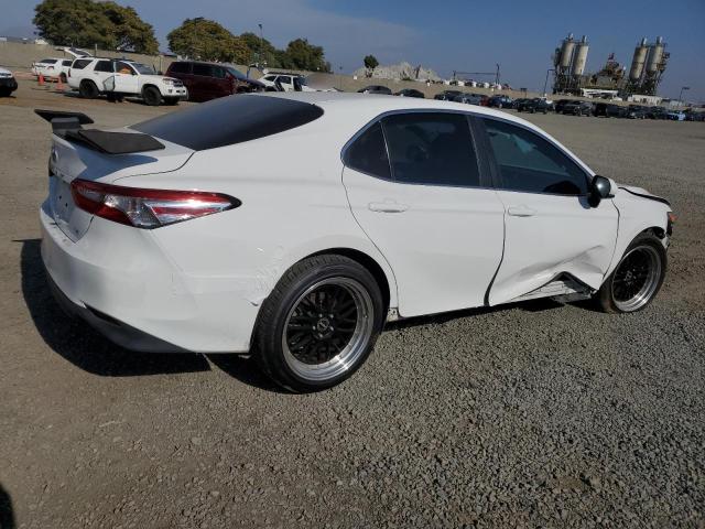 VIN 4T1B11HKXJU085680 2018 Toyota Camry, L no.3