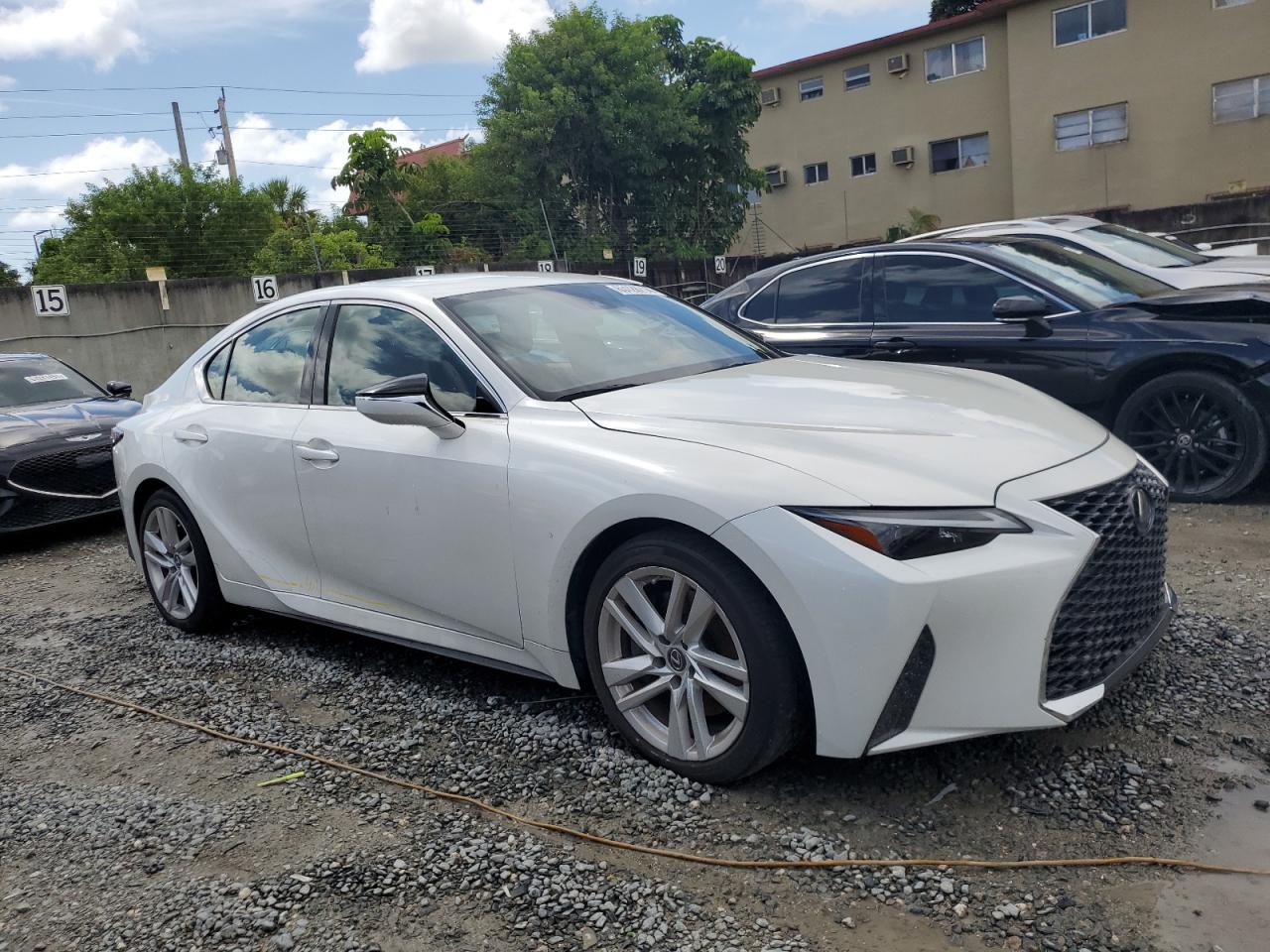 Lot #2981365635 2022 LEXUS IS 300