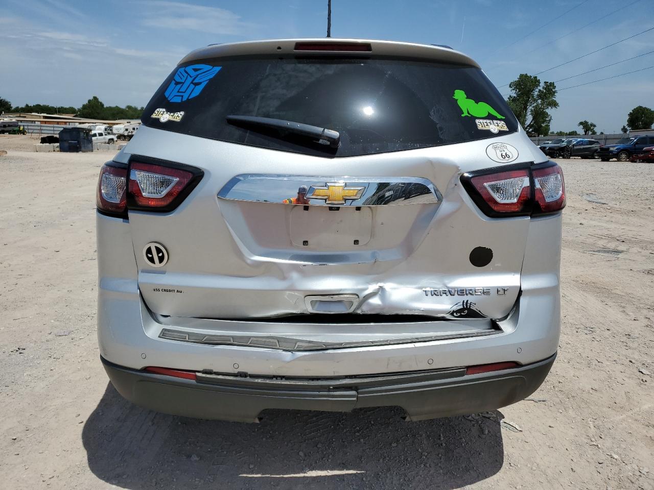 1GNKRGKD5FJ343985 2015 Chevrolet Traverse Lt