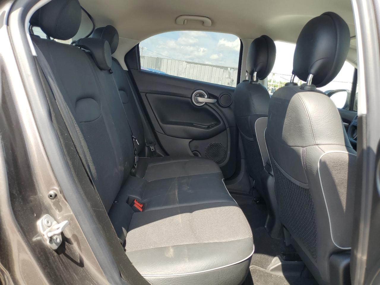 ZFBCFYCT1GP430561 2016 Fiat 500X Trekking