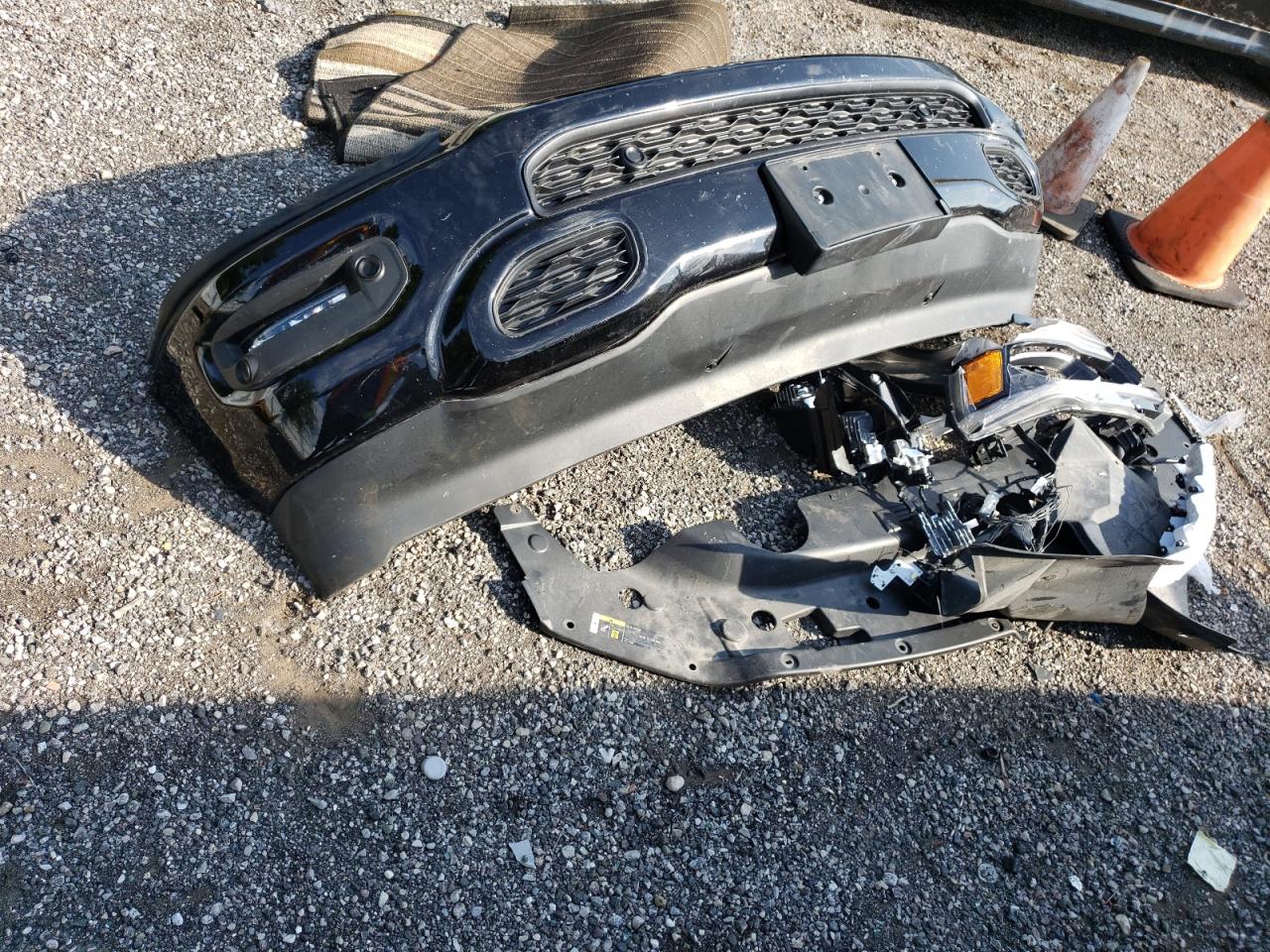 1C6SRFLT2LN161147 2020 Ram 1500 Rebel