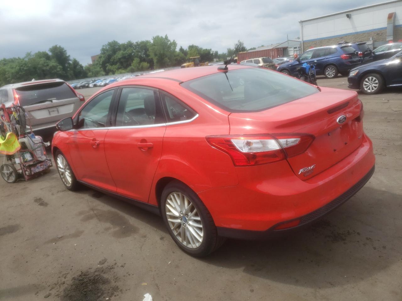 1FAHP3H22CL315574 2012 Ford Focus Sel