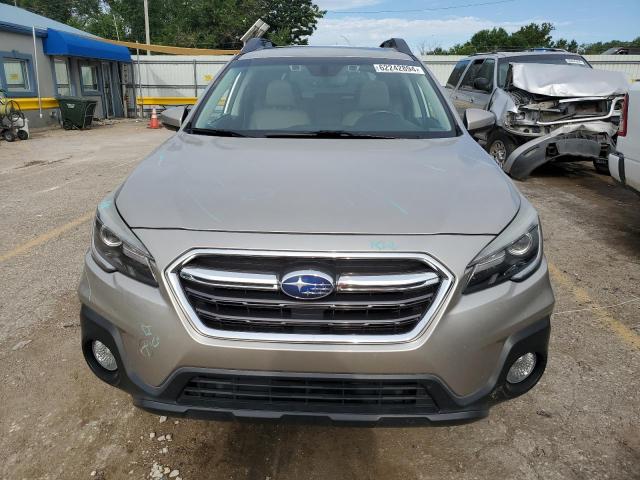  SUBARU OUTBACK 2018 Цвет загара