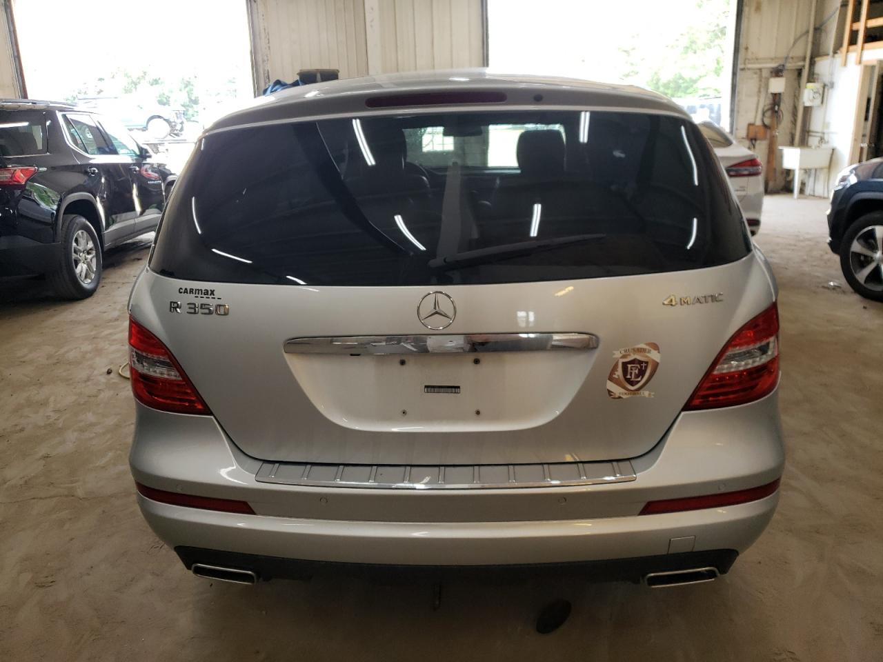 4JGCB6FE9BA117503 2011 Mercedes-Benz R 350 4Matic