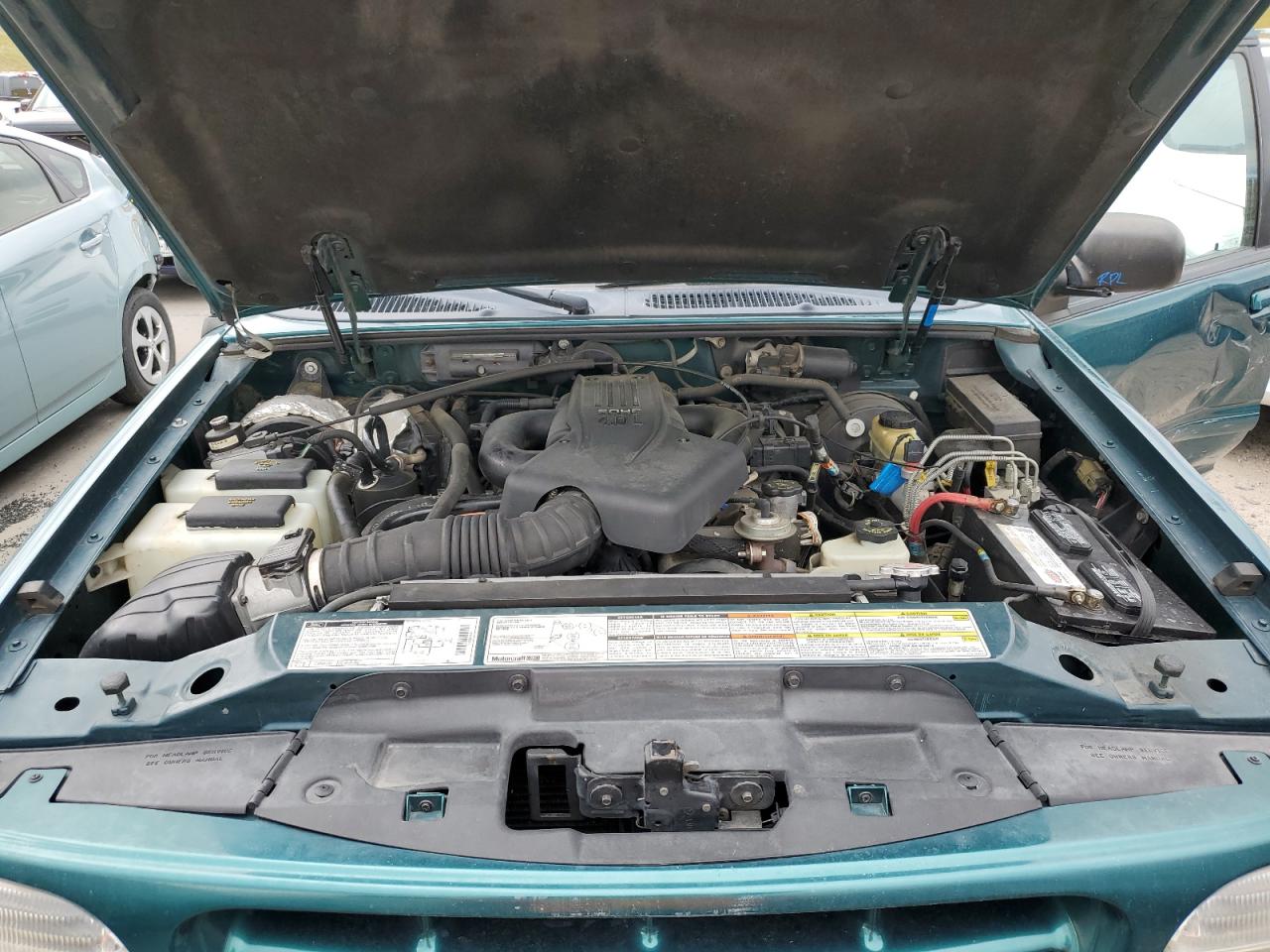 1FMYU24E7WUA93105 1998 Ford Explorer