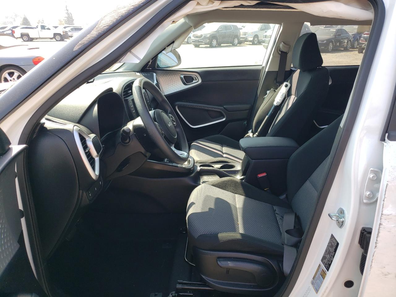 KNDJ23AU9N7175136 2022 Kia Soul Lx