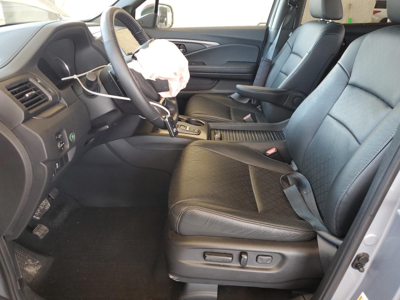 5FNYF8H53LB000161 2020 Honda Passport Exl