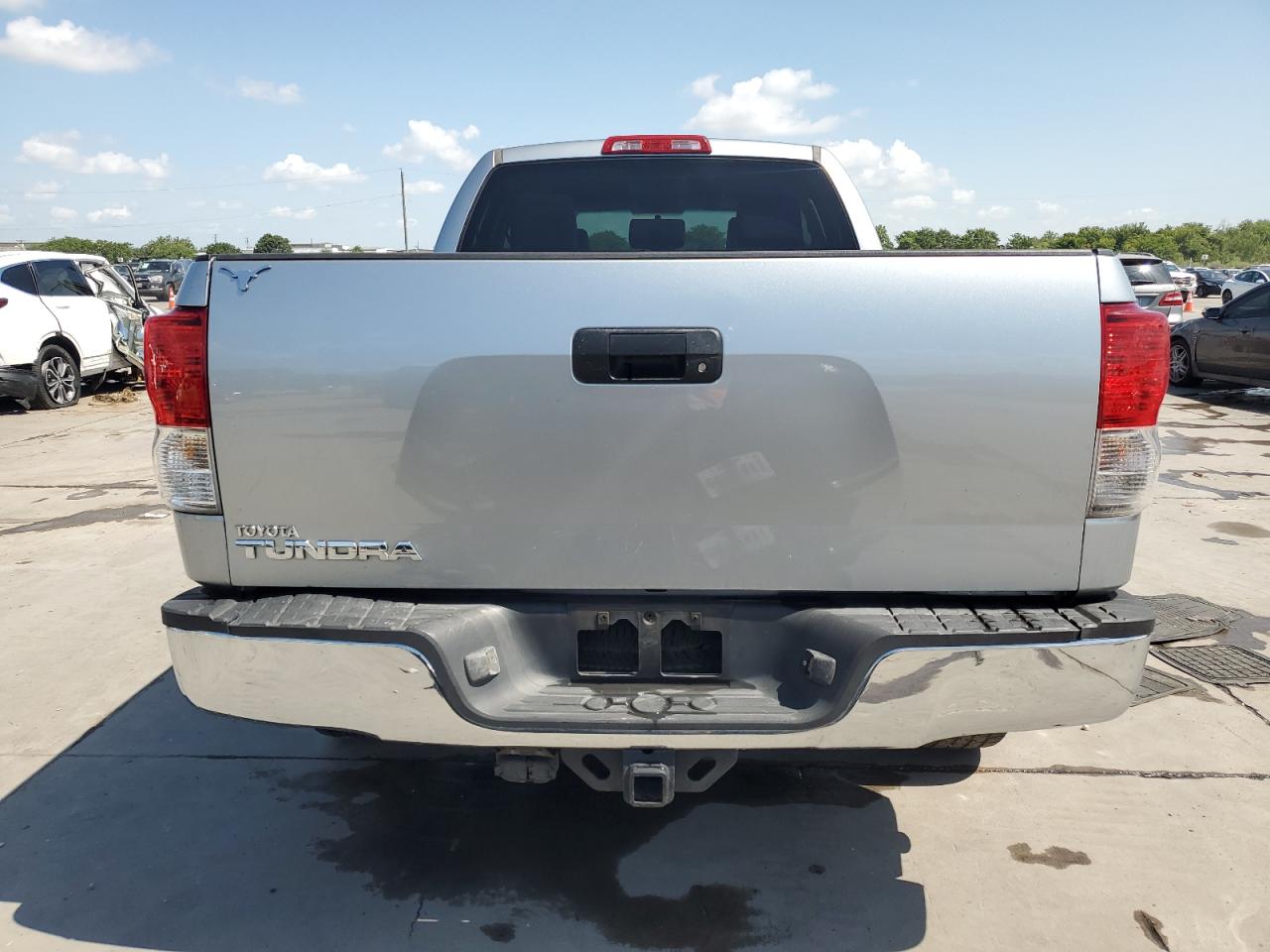 5TFRM5F17BX027053 2011 Toyota Tundra Double Cab Sr5