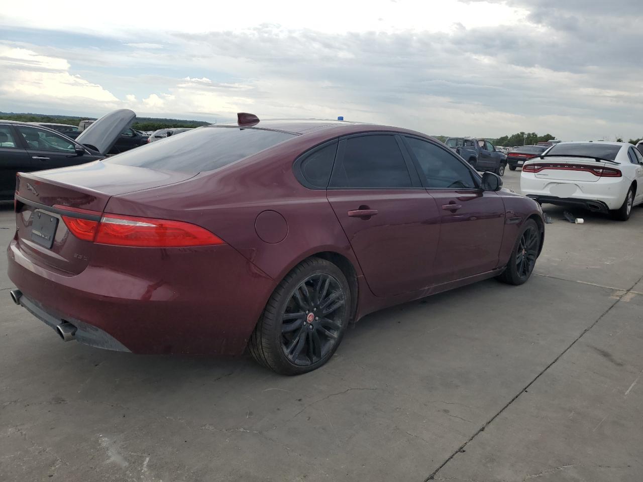 SAJBE4BV1GCY03100 2016 Jaguar Xf Prestige