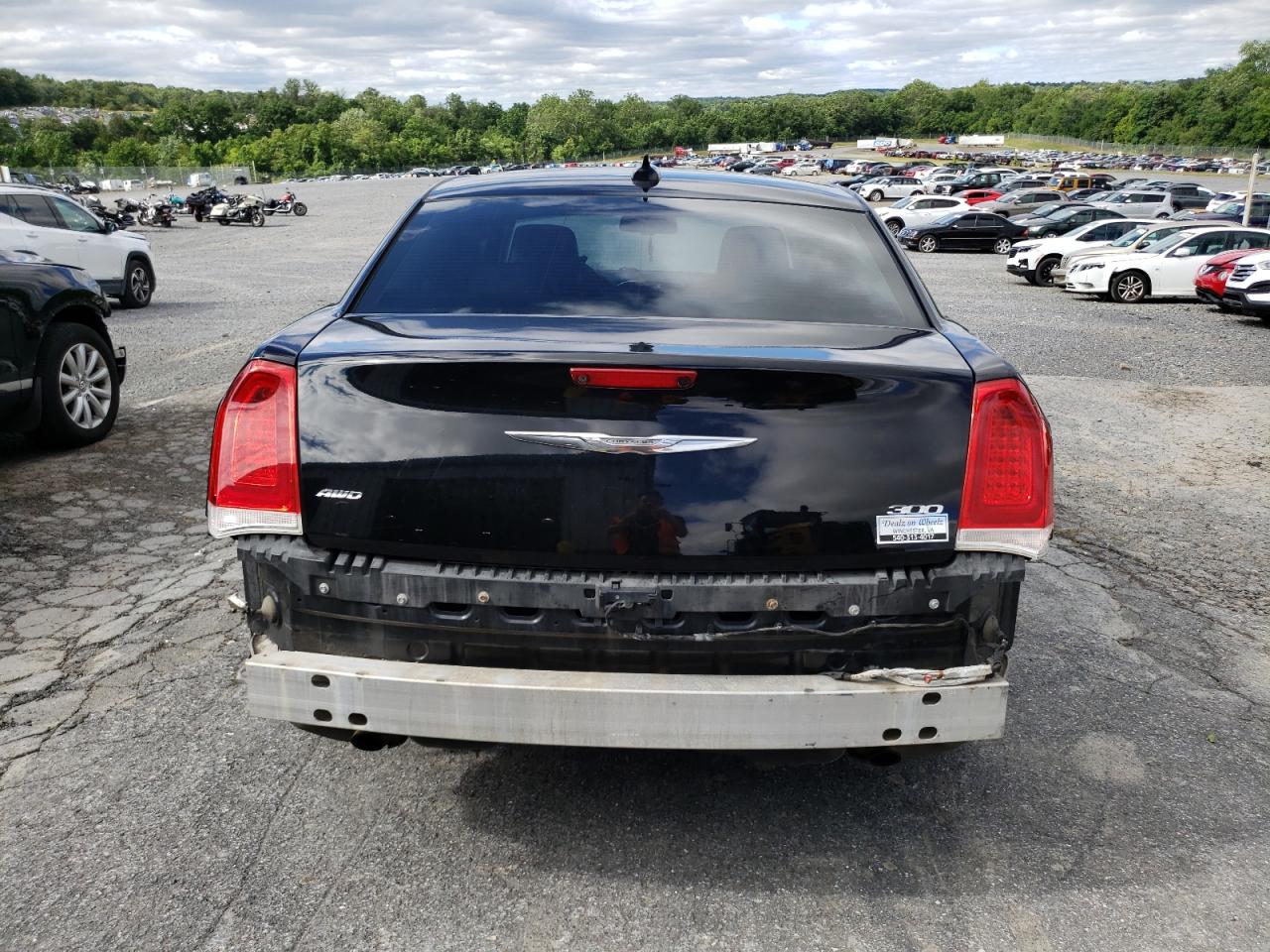 2C3CCARG0FH781640 2015 Chrysler 300 Limited