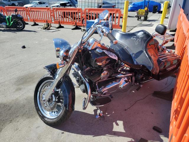 2013 HARLEY-DAVIDSON FLSTF FATB - 1HD1BXV32DB051504