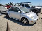 VOLKSWAGEN NEW BEETLE photo