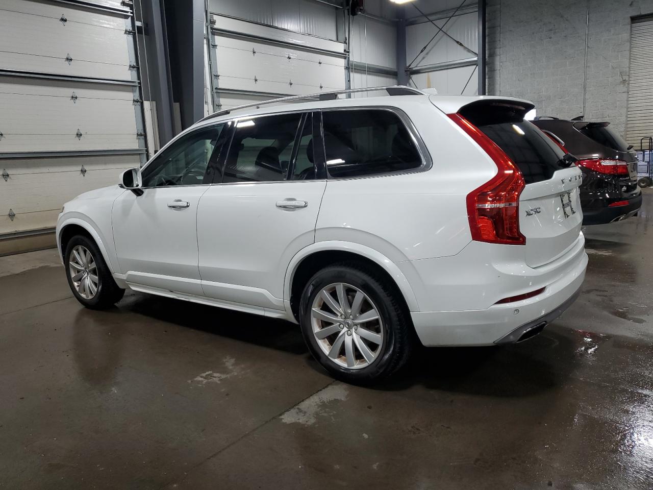 2016 Volvo Xc90 T6 vin: YV4A22PK5G1023650