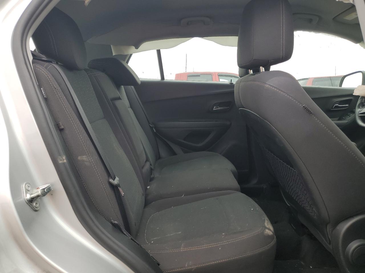 3GNCJKSBXJL299707 2018 Chevrolet Trax Ls