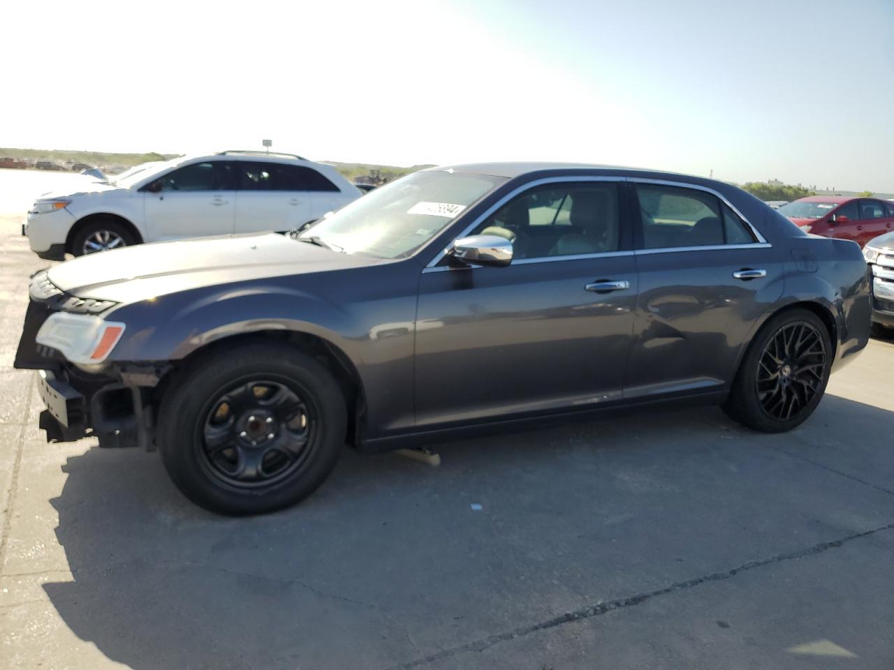 2013 Chrysler 300 vin: 2C3CCAAG6DH589308