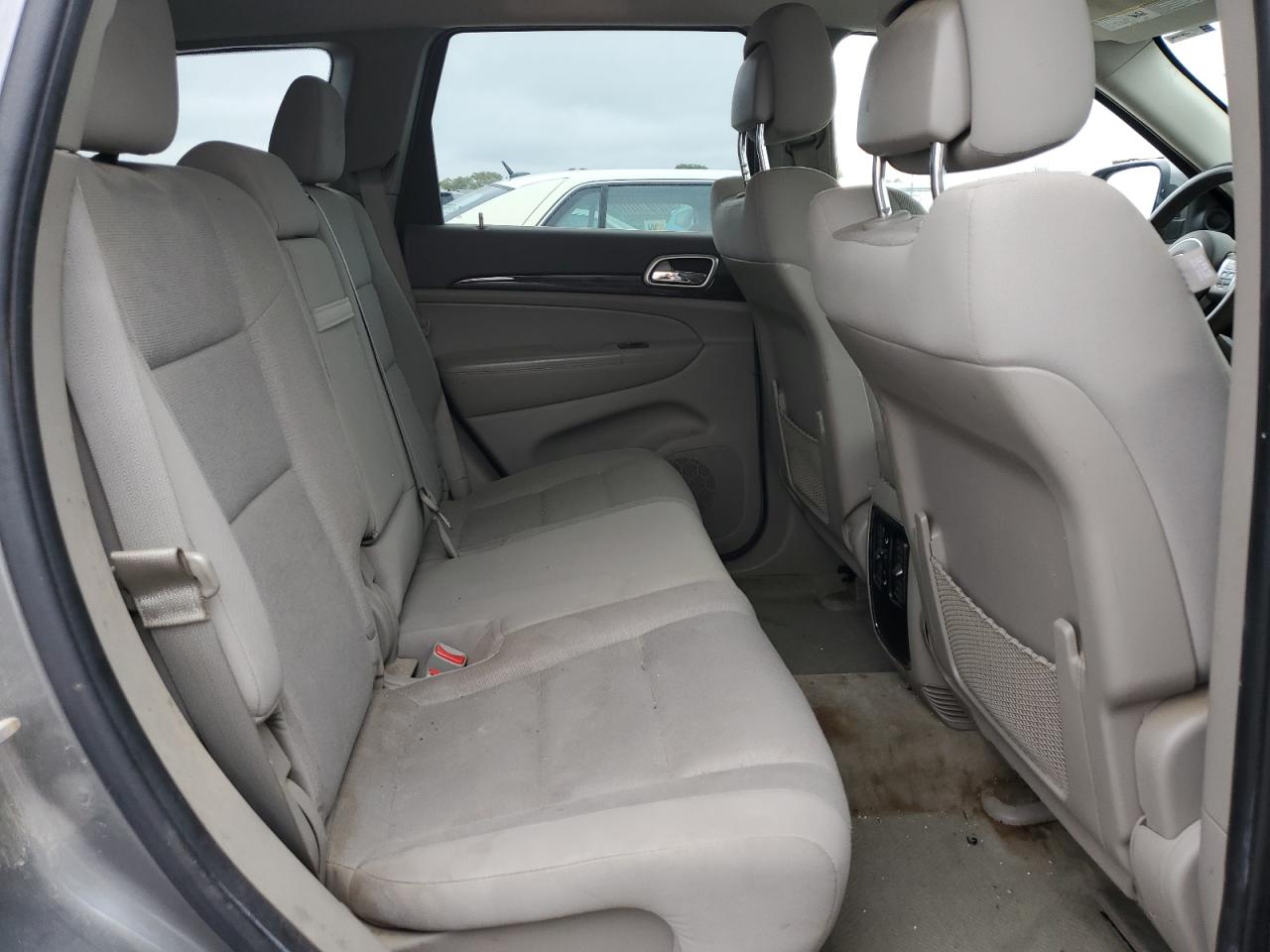 1C4RJFAG1CC153749 2012 Jeep Grand Cherokee Laredo