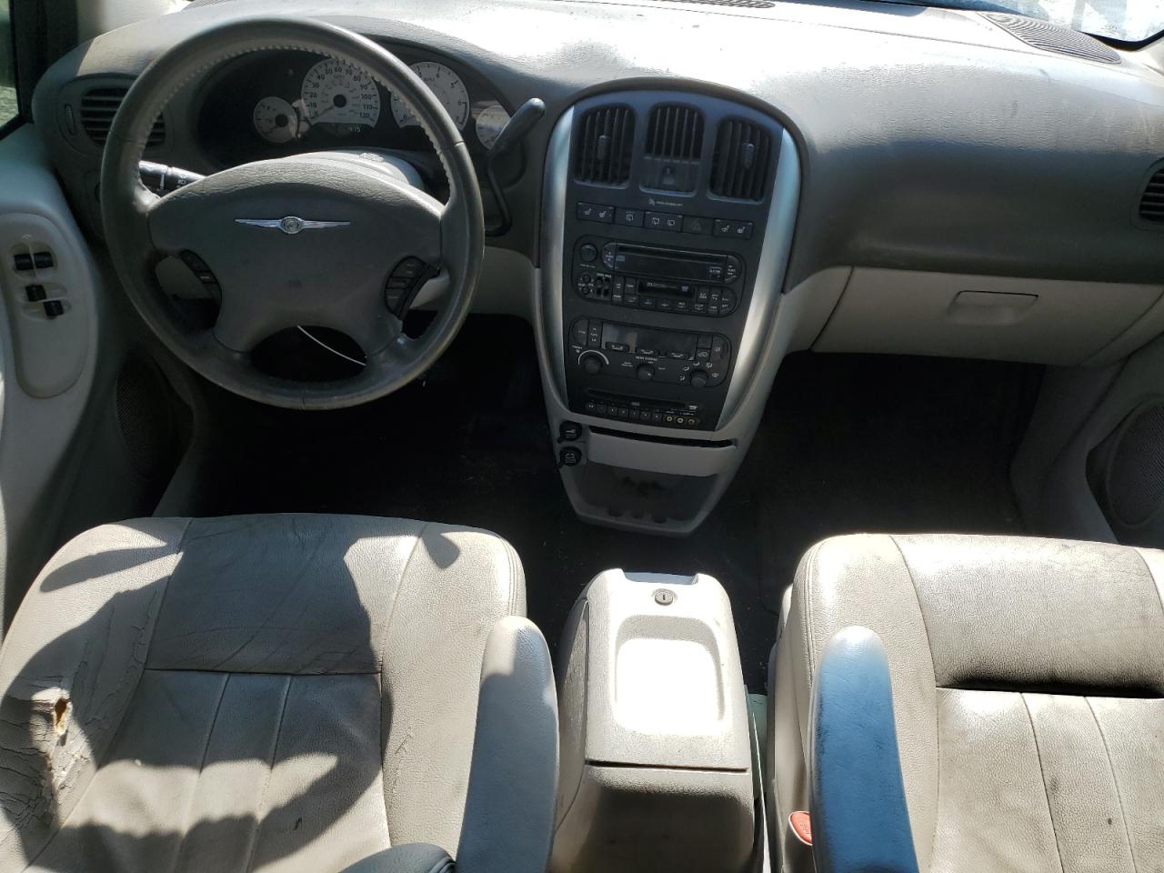 2C8GP54L45R429973 2005 Chrysler Town & Country Touring