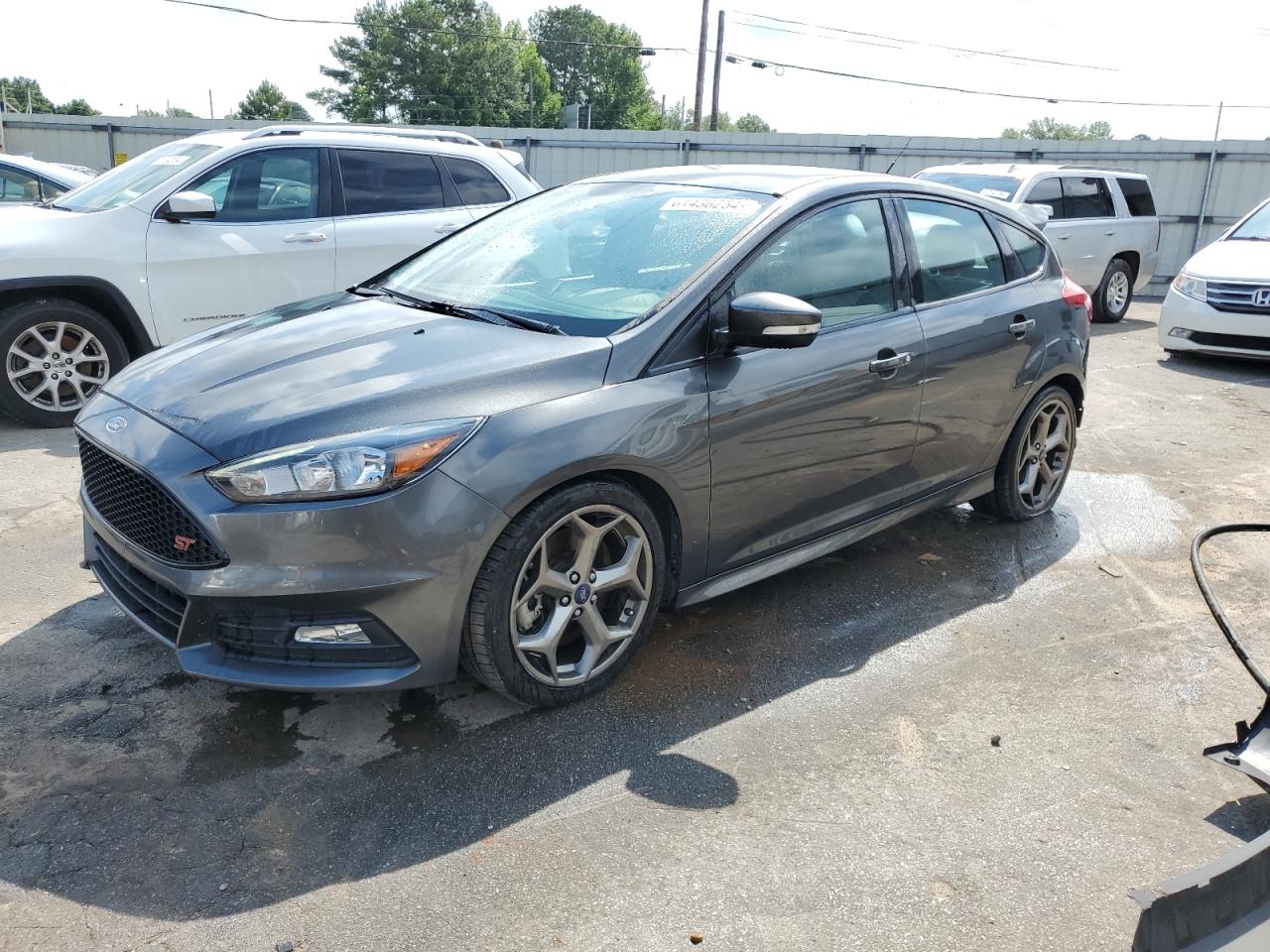  Salvage Ford Focus