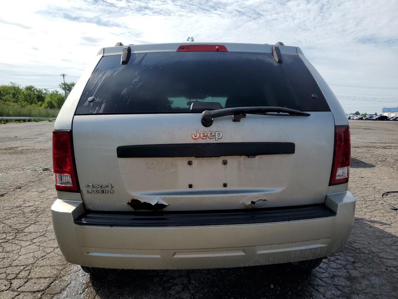 1J8GR48K69C551037 2009 Jeep Grand Cherokee Laredo