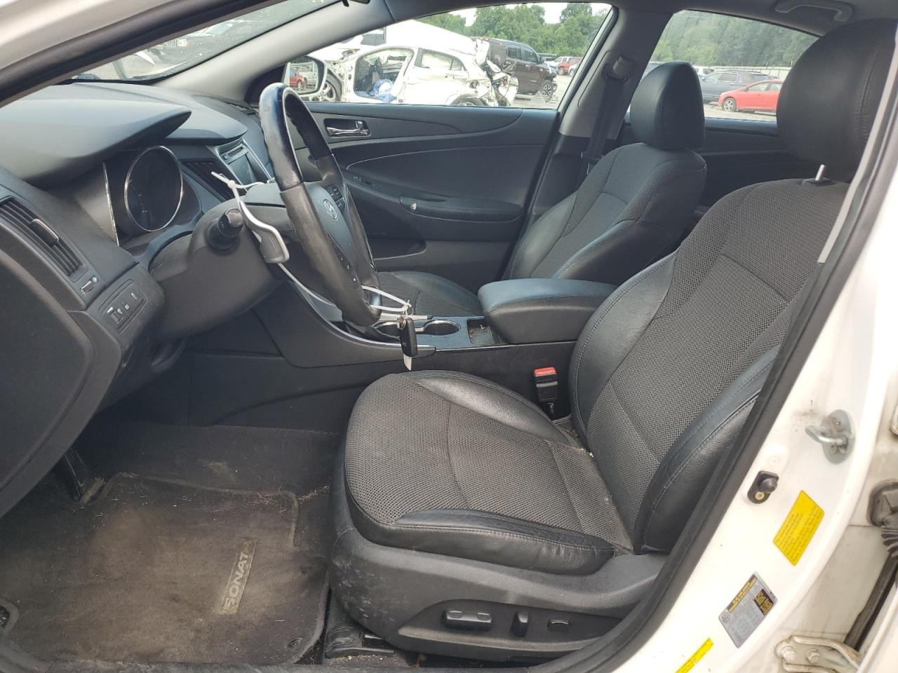 5NPEC4AC6BH153145 2011 Hyundai Sonata Se