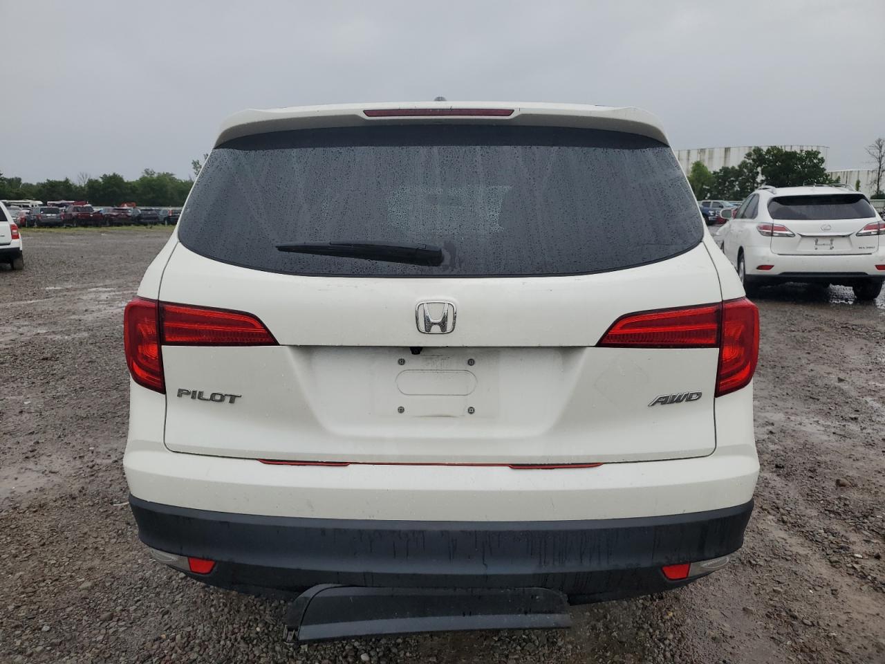 5FNYF6H56JB042258 2018 Honda Pilot Exl