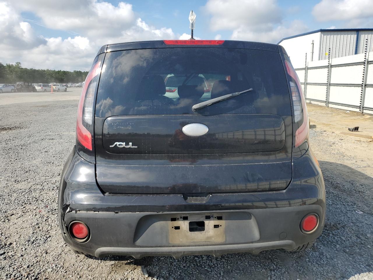 KNDJN2A28H7478364 2017 Kia Soul