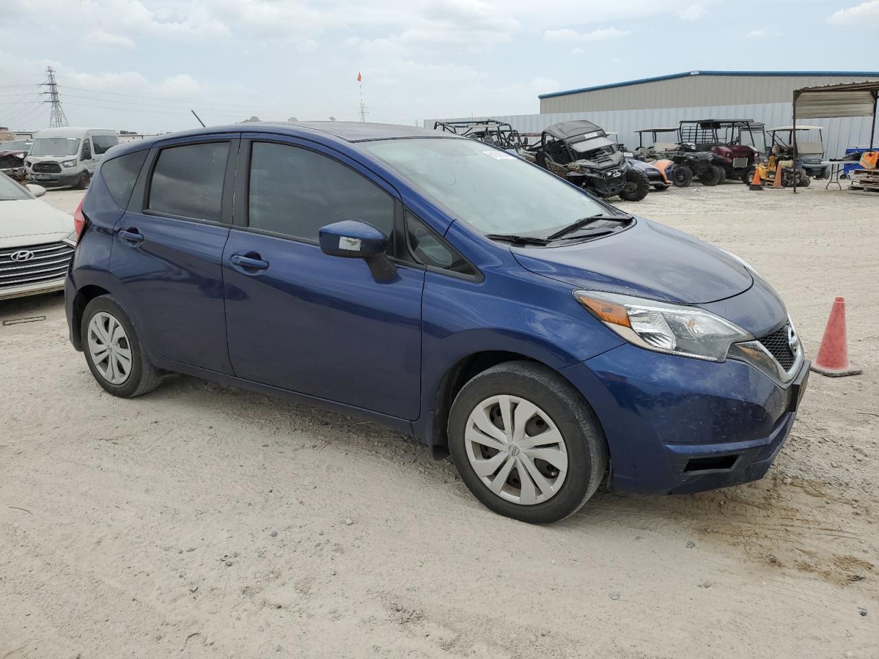 3N1CE2CP0JL371895 NISSAN VERSA 2018