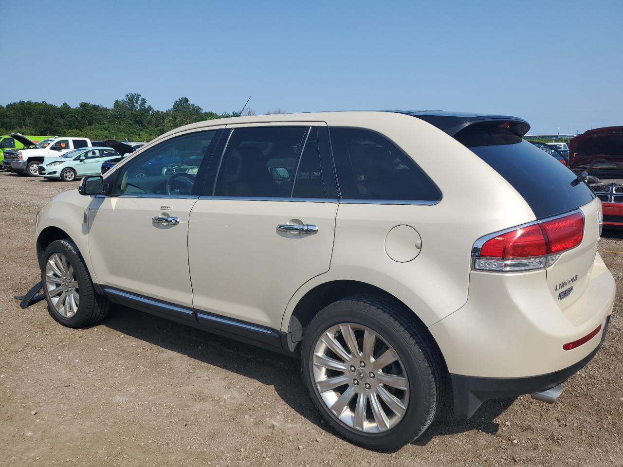 Lot #3020854676 2015 LINCOLN MKX