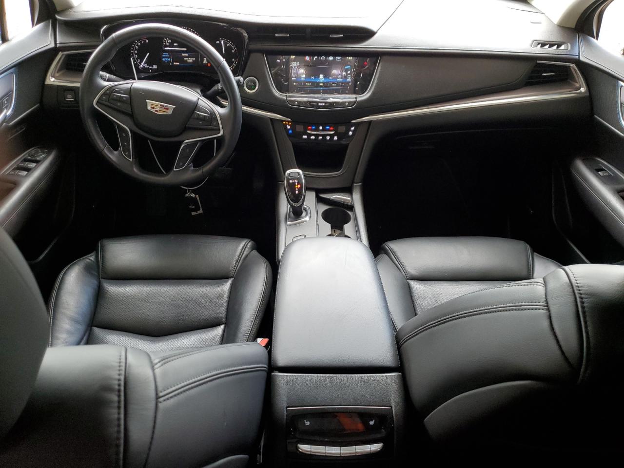 1GYKNERSXJZ132637 2018 Cadillac Xt5 Premium Luxury