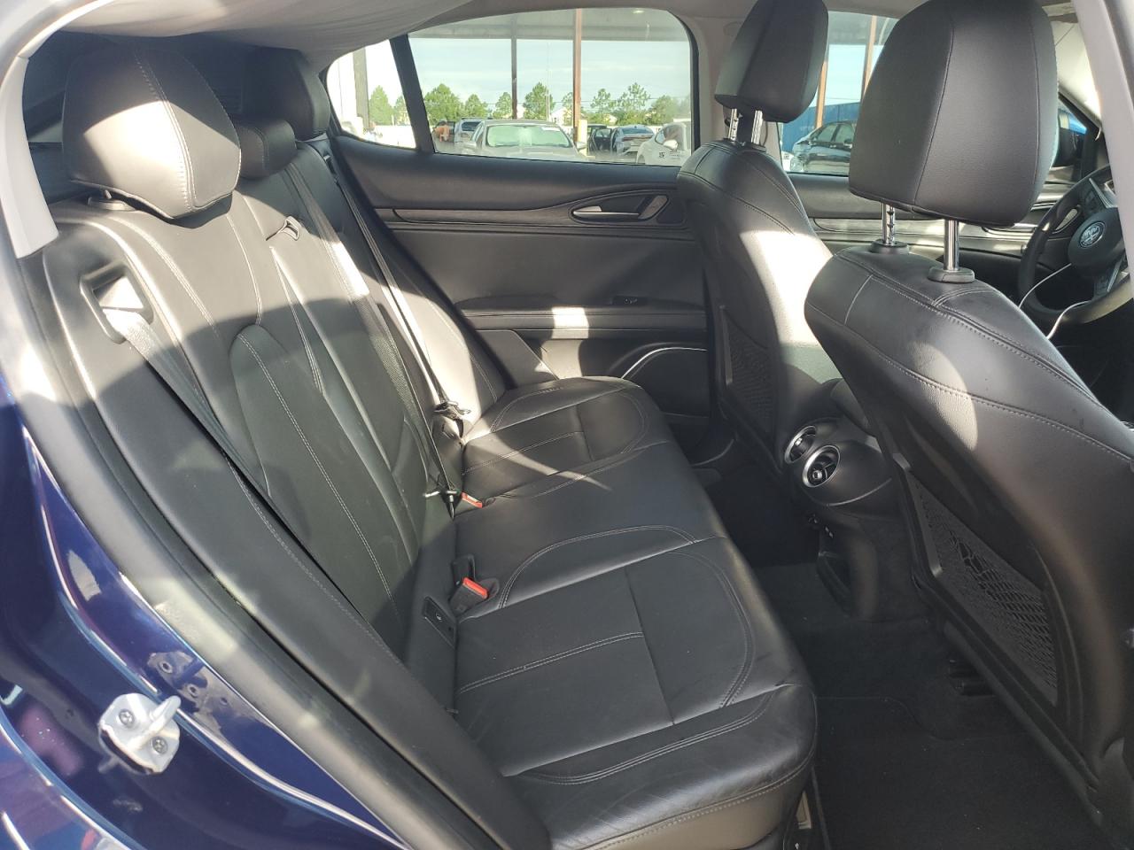 ZASFAKAN5J7B75129 2018 Alfa Romeo Stelvio