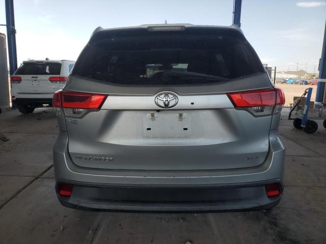 VIN 5TDKZRFH2KS557508 2019 Toyota Highlander, SE no.6