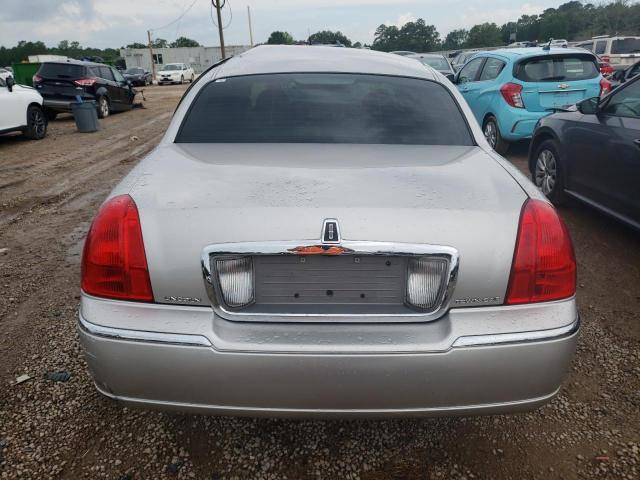 2009 Lincoln Town Car Signature Limited VIN: 2LNHM82V89X627649 Lot: 61492204