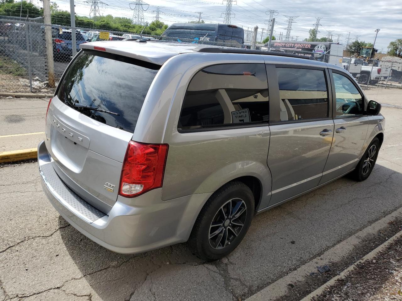 2018 Dodge Grand Caravan Gt vin: 2C4RDGEG0JR250193