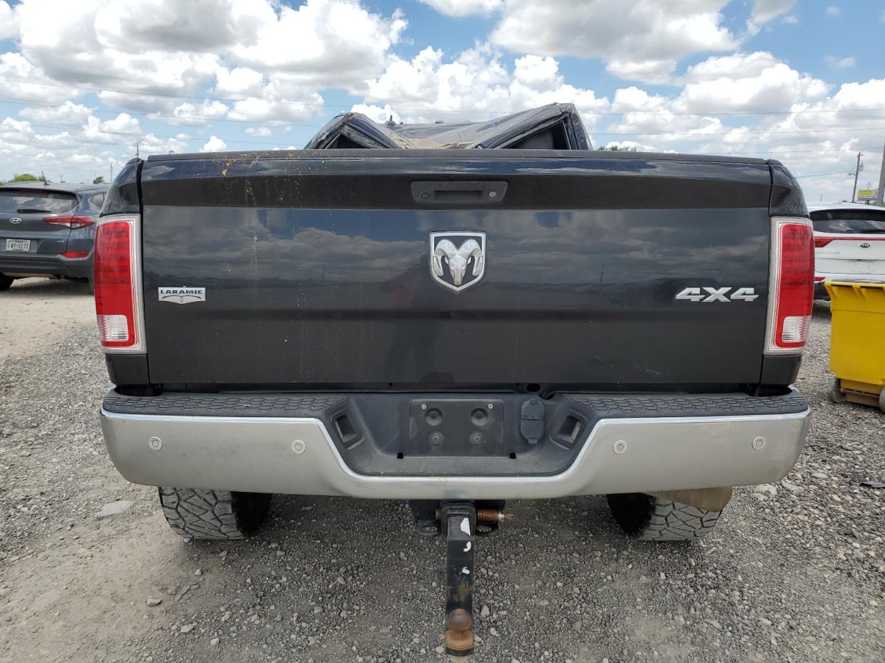 3C6UR5FL9HG745429 2017 Ram 2500 Laramie