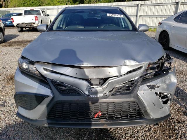 VIN 4T1G11AKXMU518824 2021 Toyota Camry, SE no.5