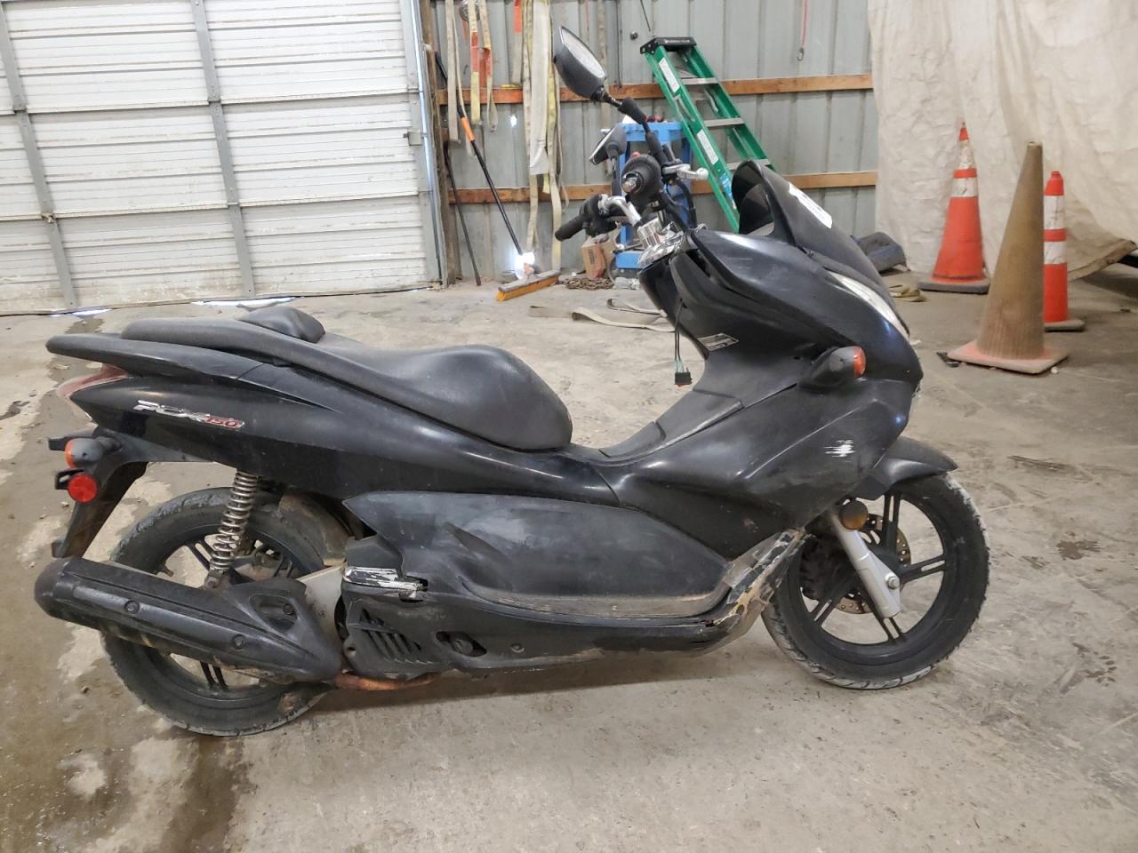 Honda PCX150 2013 WW150