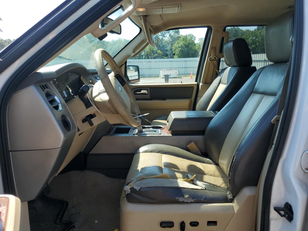 1FMFU17577LA56835 2007 Ford Expedition Eddie Bauer