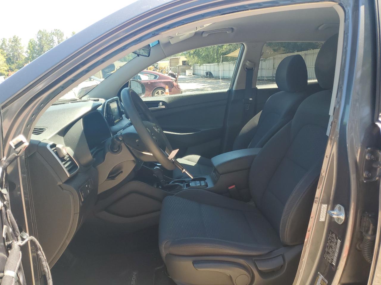 KM8J2CA47KU933399 2019 Hyundai Tucson Se