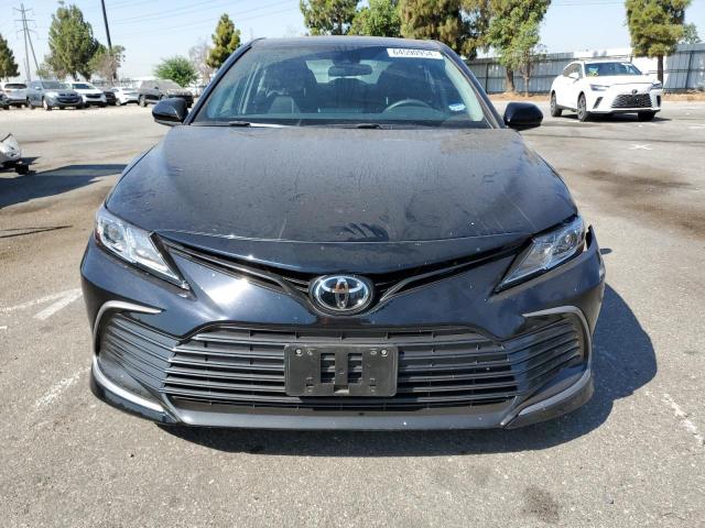 VIN 4T1C11AK8MU536415 2021 Toyota Camry, LE no.5