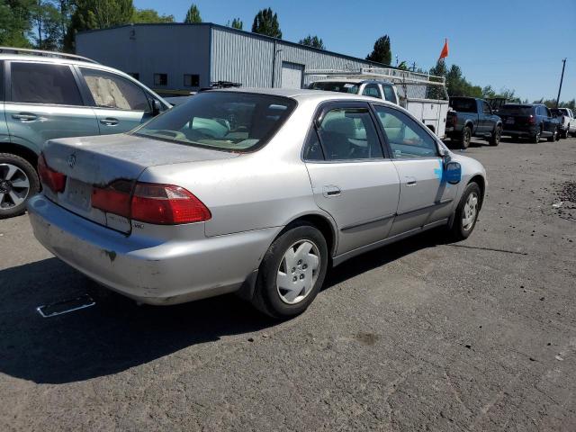 1999 Honda Accord Lx VIN: 1HGCG1643XA063608 Lot: 62251624