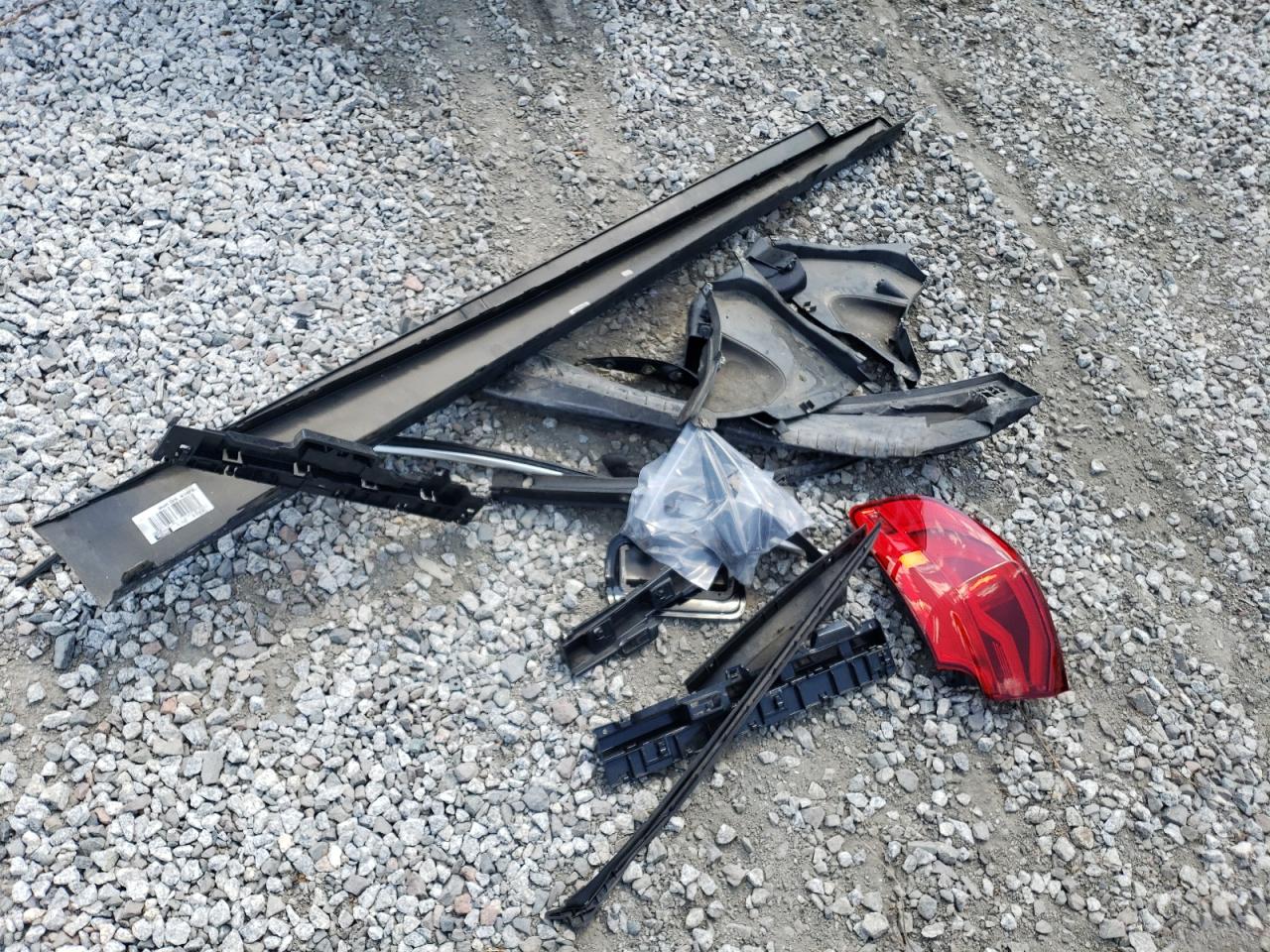 WBA8Y3C55HG450778 2017 BMW 340 Xigt