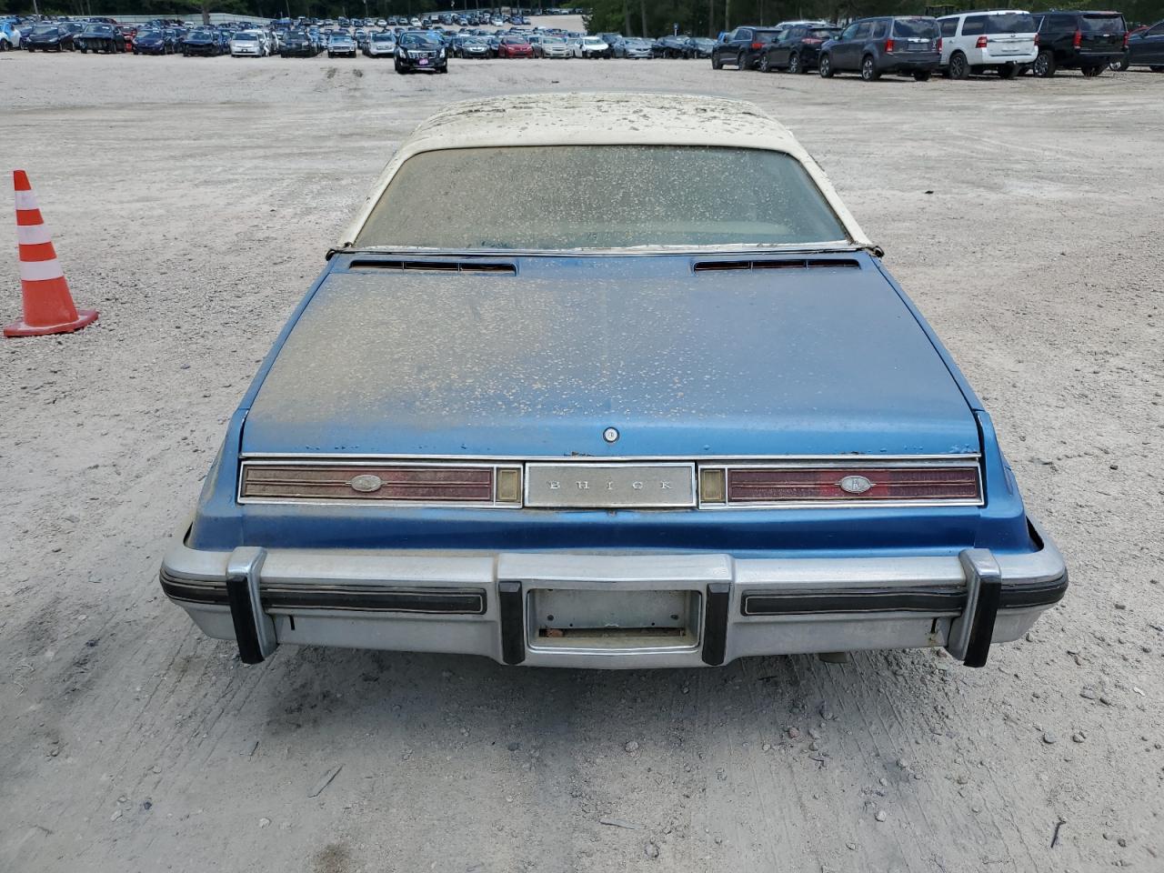 4Z87T5H462044 1975 Buick Uk